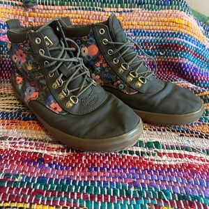 Keds X Rifle Paper Company Scout Waterproof Womens shoe size 8.5